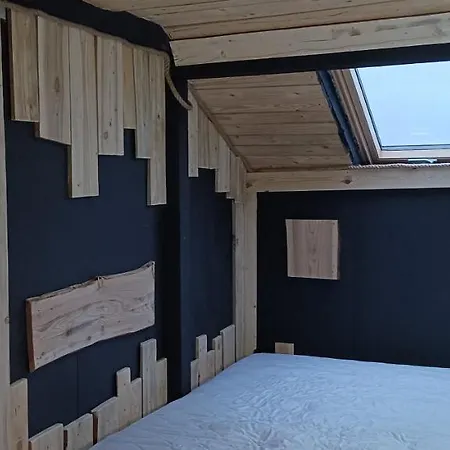 Enklawa W Porebie * Długopole-Zdrój